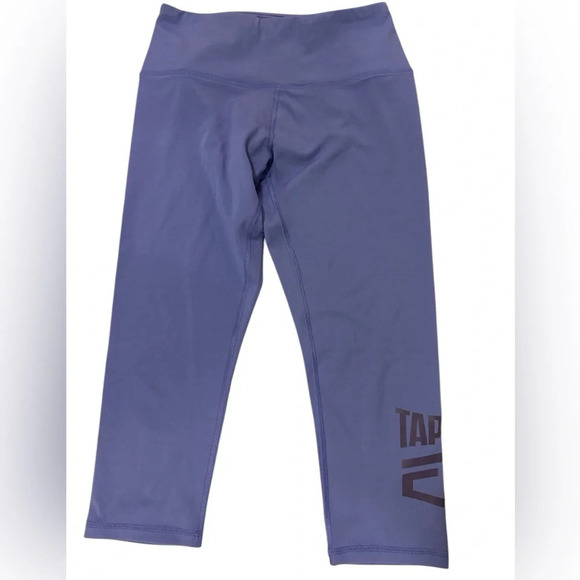 WWE TapOut Cropped Leggings - Picture 3 of 9